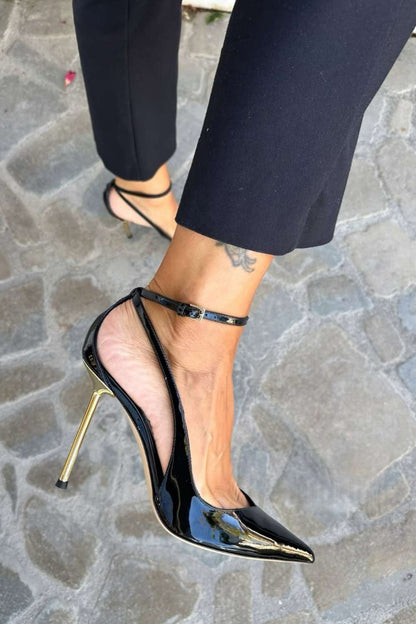Talons aiguilles vernis Noir avec bride cheville