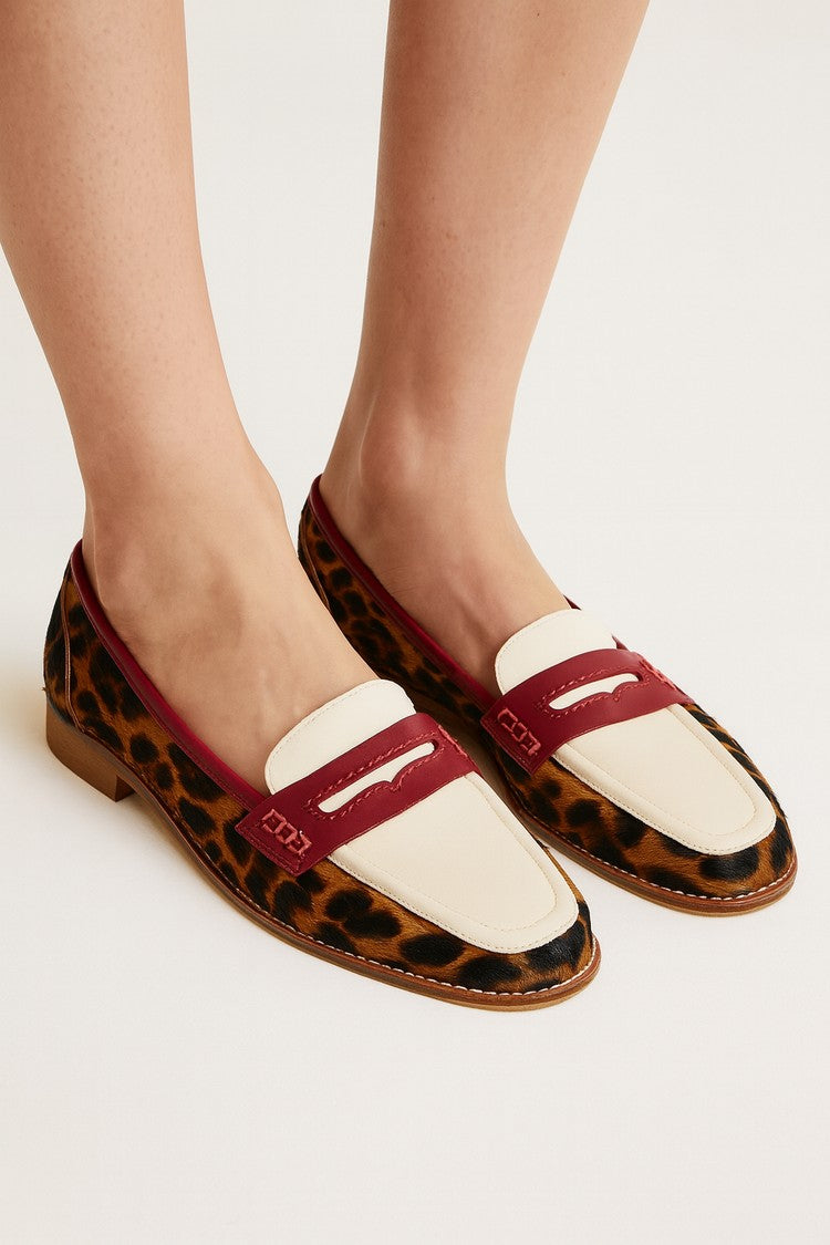 Régine | Mocassins Léopard Pointus à Bride Contrastée