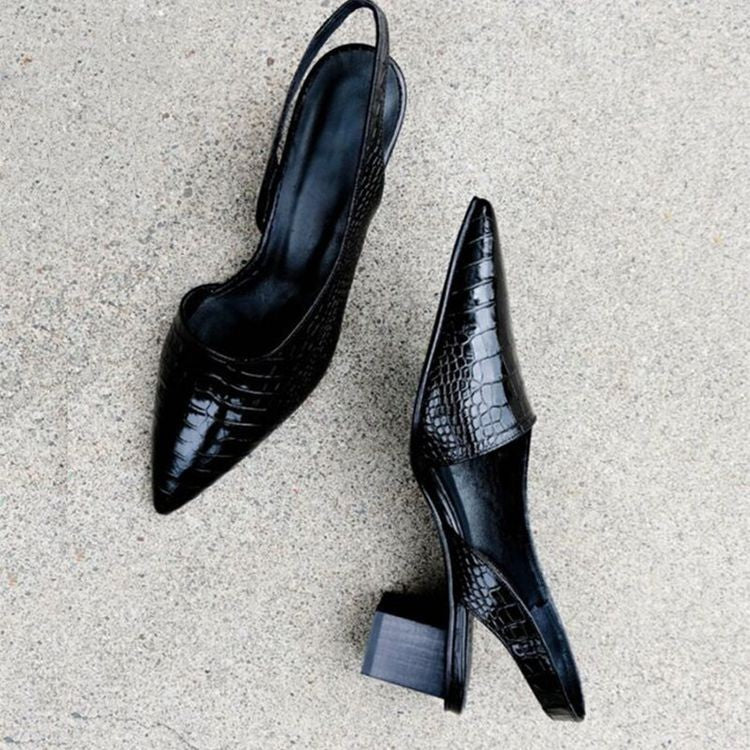 Camilla | Chaussures à Talon et Bout Large