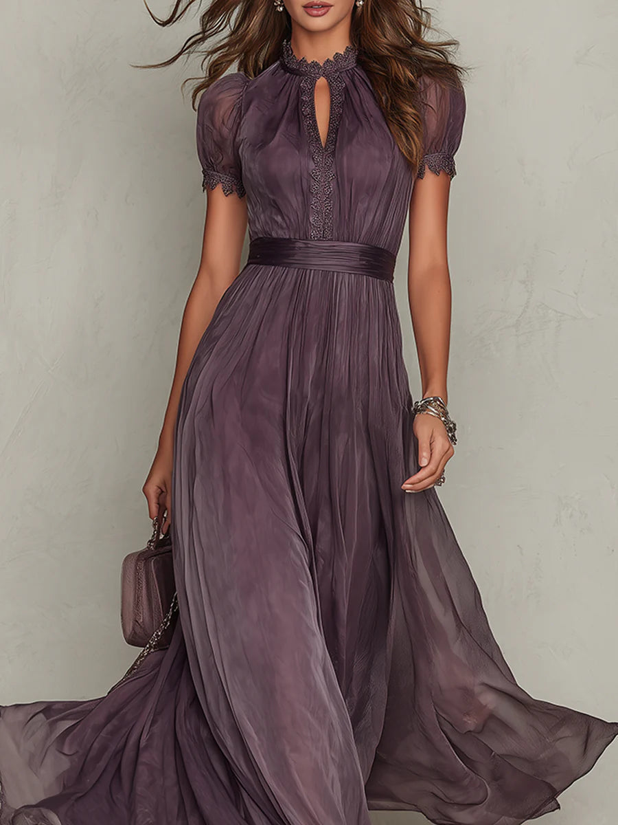 Robe Longue Violette en Mousseline à Encolure Goutte et Bordure en Dentelle