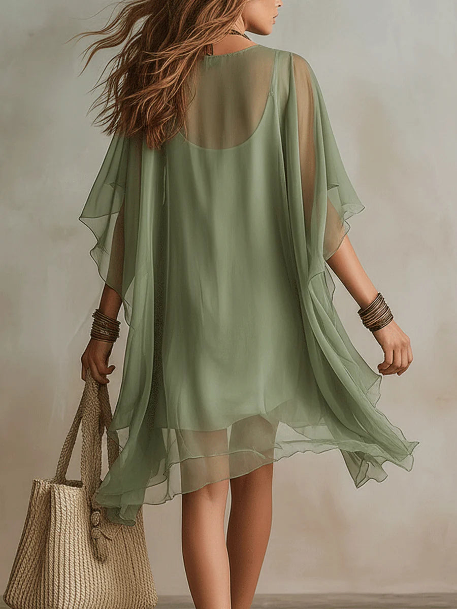 Mini Robe Verte Fluide en Mousseline Superposée à Col en V