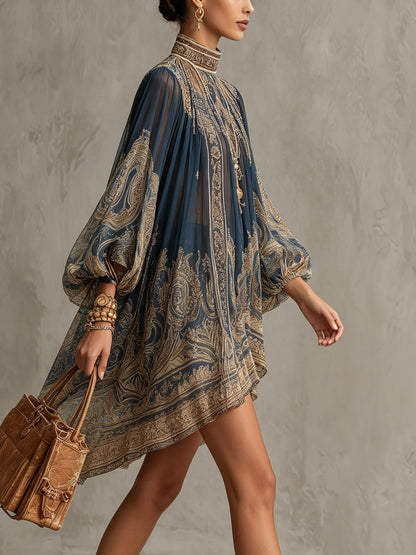 Mini Robe Bleu Marine Asymétrique en Mousseline à Imprimé Baroque et Col Montant