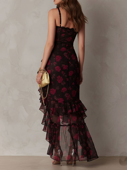 Élégante Robe Fleurie Noir et Rouge à Ourlet Volanté Froncé