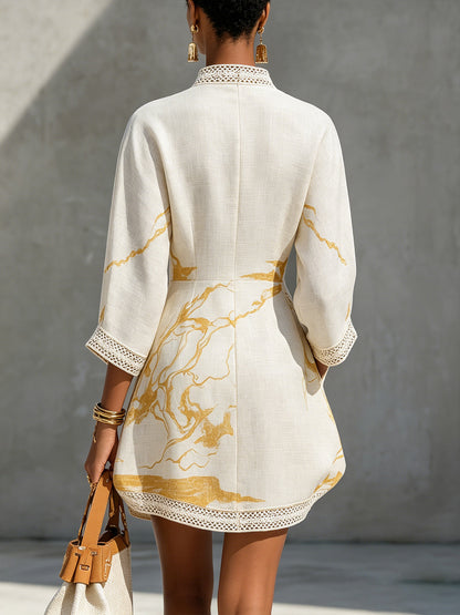 Aliénor | Mini Robe en Dentelle Crochet Ivoire à Motifs Dorés et Col en V