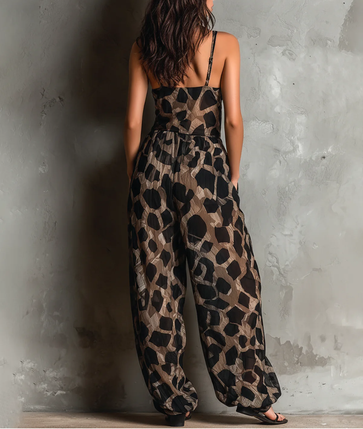 Roberta · Combinaison Ample en Mousseline Noire Imprimé Animal à Col Américain et Pantalon Palazzo