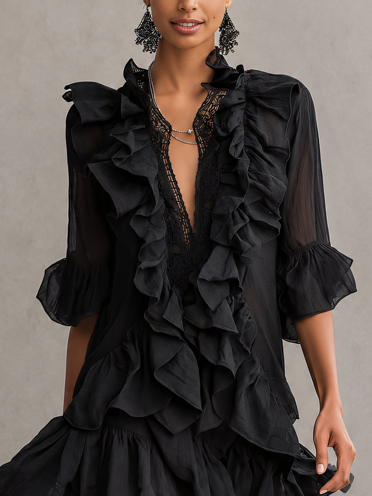 Anaïs | Mini Robe en Mousseline Noire à Volants