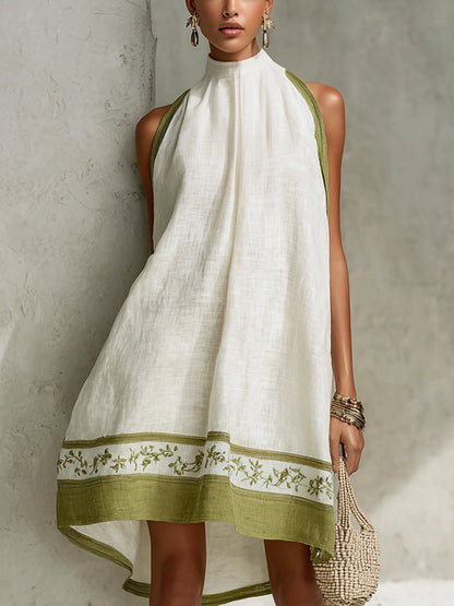 Agathe | Mini Robe Trapèze Sans Manches Blanc et Vert Olive à Fleurs