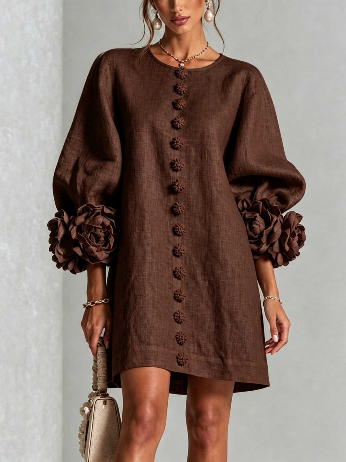Mini Robe Boutonnée Fleurie à Poignets Rosettes Spectaculaires