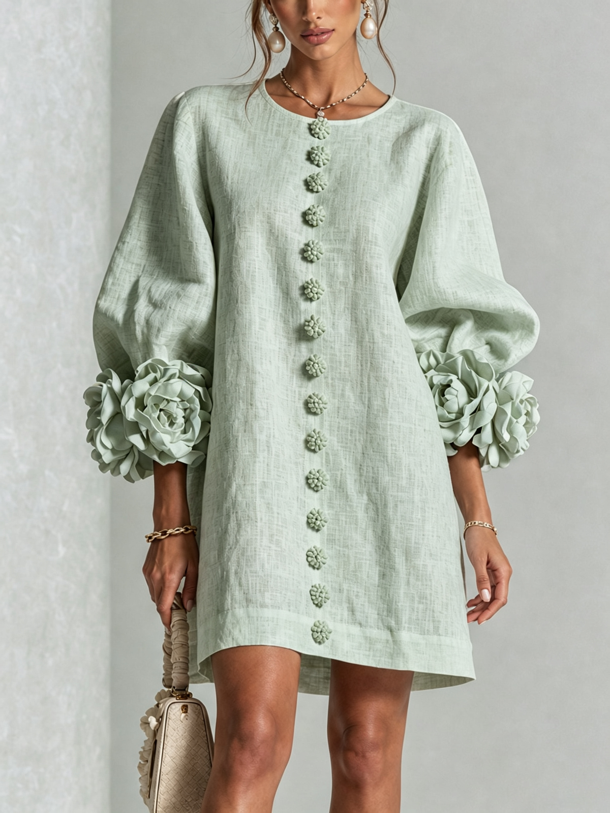 Mini Robe Boutonnée Fleurie à Poignets Rosettes Spectaculaires