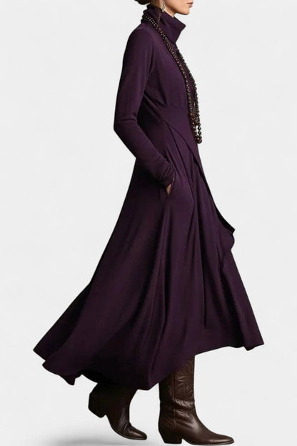Ébeline | Robe Longue Asymétrique à Col Montant Gothique et Bohème
