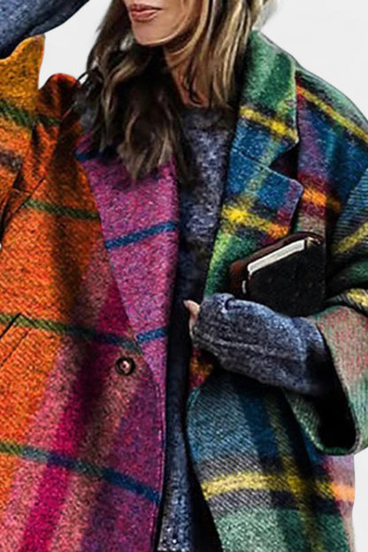 Suhana | Manteau à Carreaux Contrastés et Col à Revers Élégant