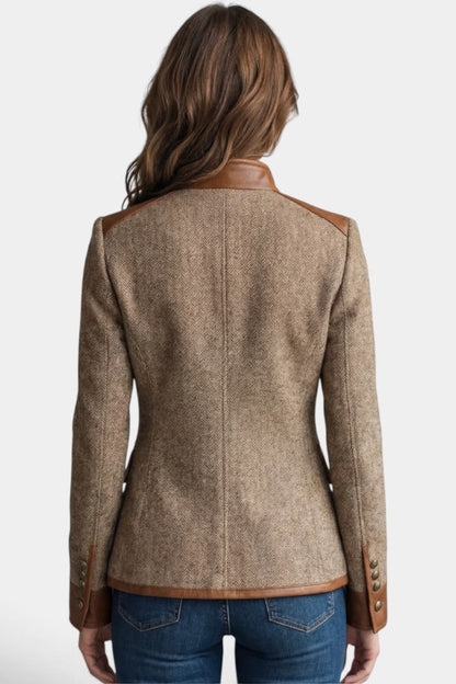 Letizia | Veste Cintrée à Chevrons et Finitions Effet Cuir