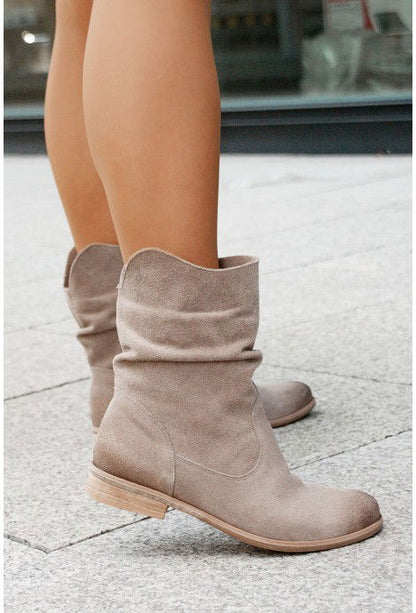 Margaux | Bottines Slouch en Suédine à Bout Rond